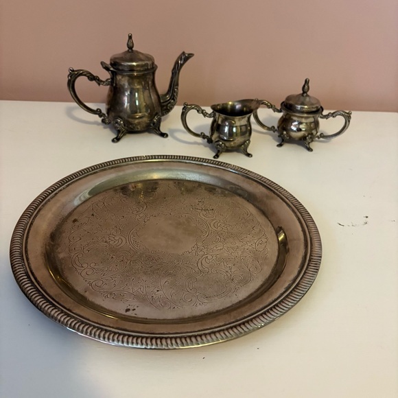 Vintage Silver Plated Children’s Tea Set - Picture 2 of 9